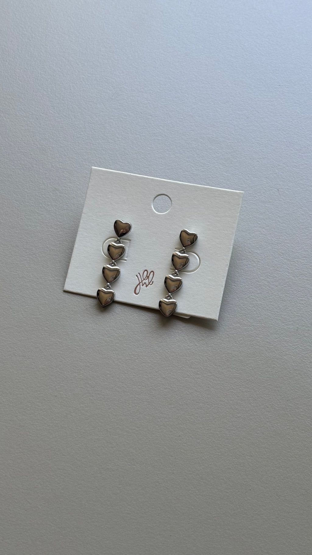 Row of Hearts Oorbellen