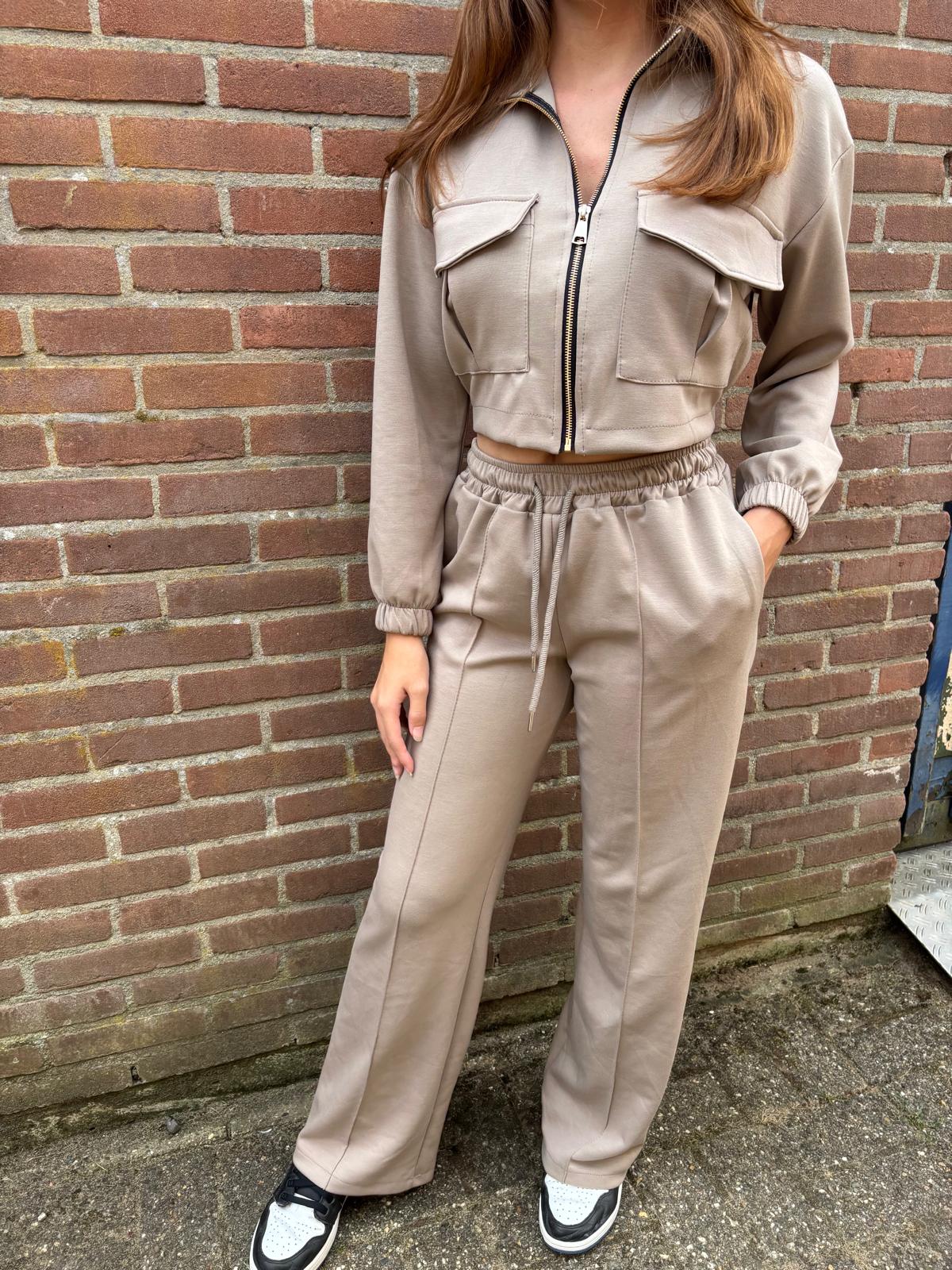 Cynthia Comfi Set Taupe